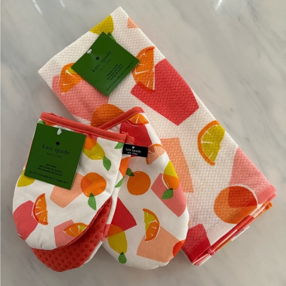 NWT Kate Spade Citrus Kitchen Towels (2) and Mini Mitt Pot Holder Set - Picture 1 of 6